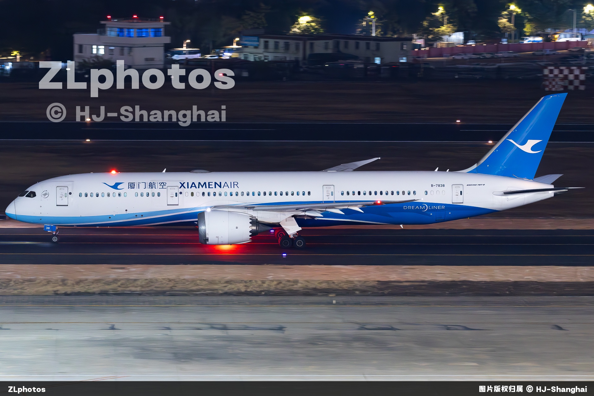 MF787
