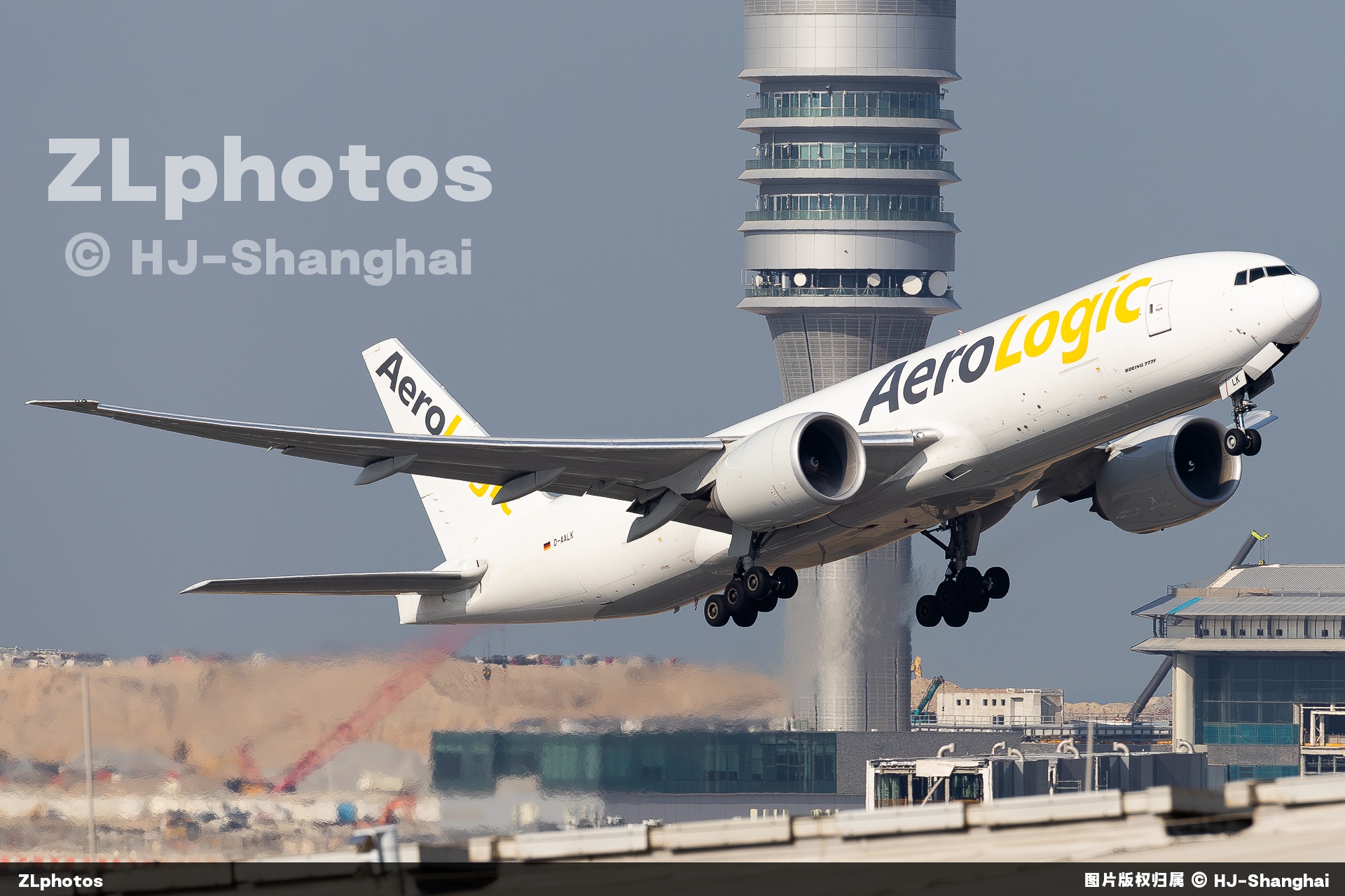 AeroLogic77L